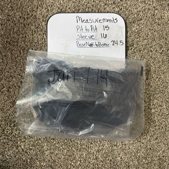 Et’Lois  Women's XS Black Long Sleeve Tunic Top with Pockets - Picture 7 of 7